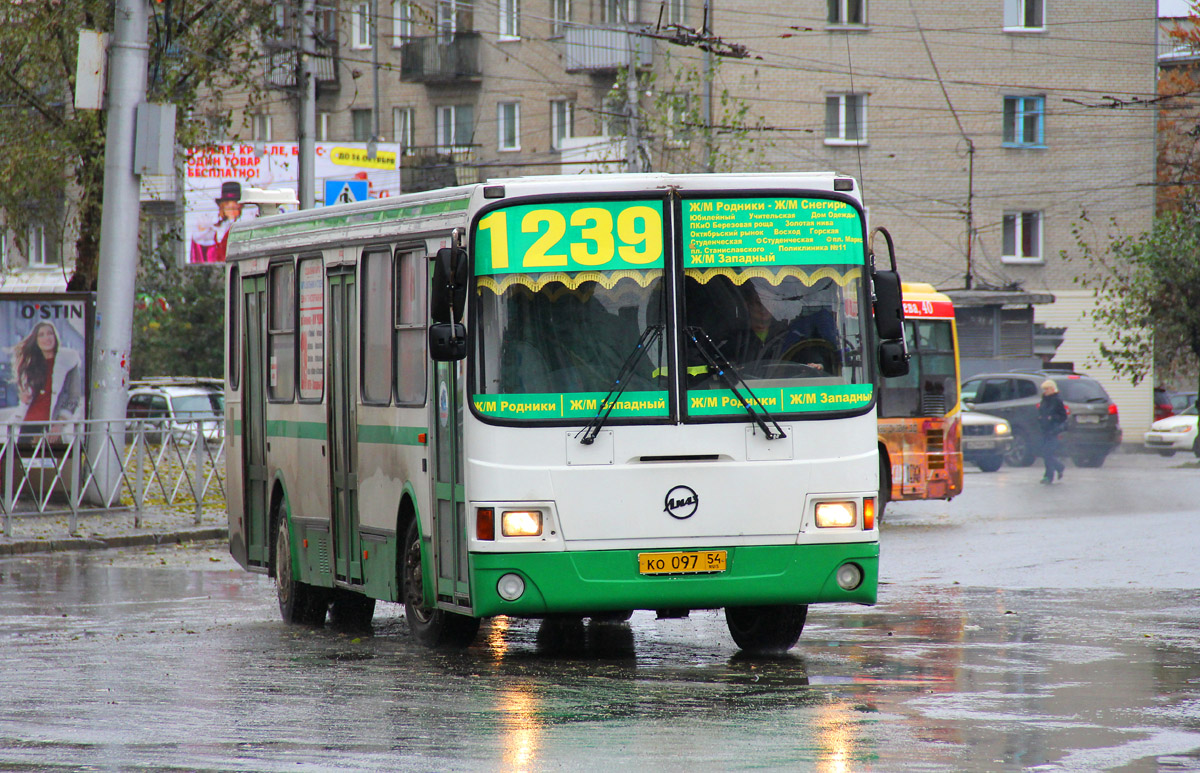 Novosibirsk, LiAZ-5256.45 № КО 097 54