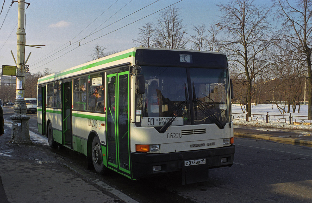 Moscow, Ikarus 415.33 # 06226
