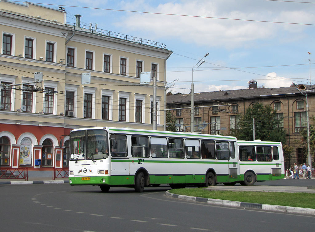 Yaroslavl, LiAZ-5256.45 No. 327