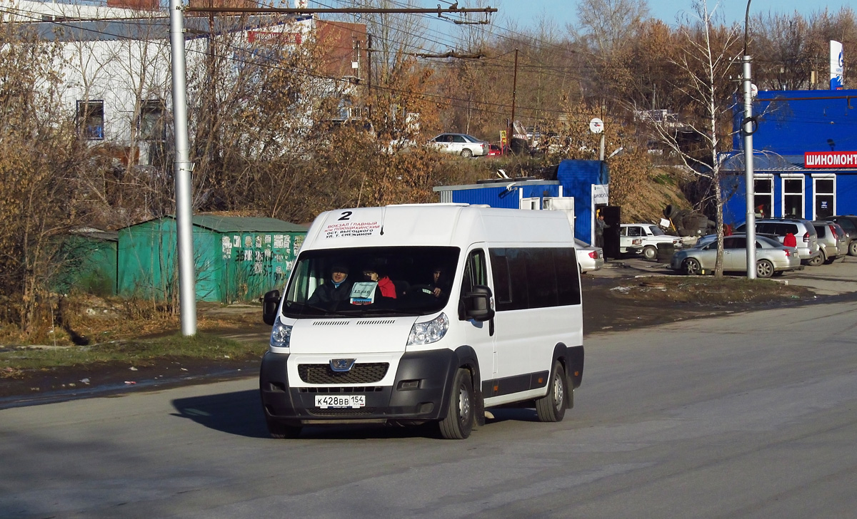 Novosibirsk, Irito-Boxer (Peugeot Boxer) č. К 428 ВВ 154