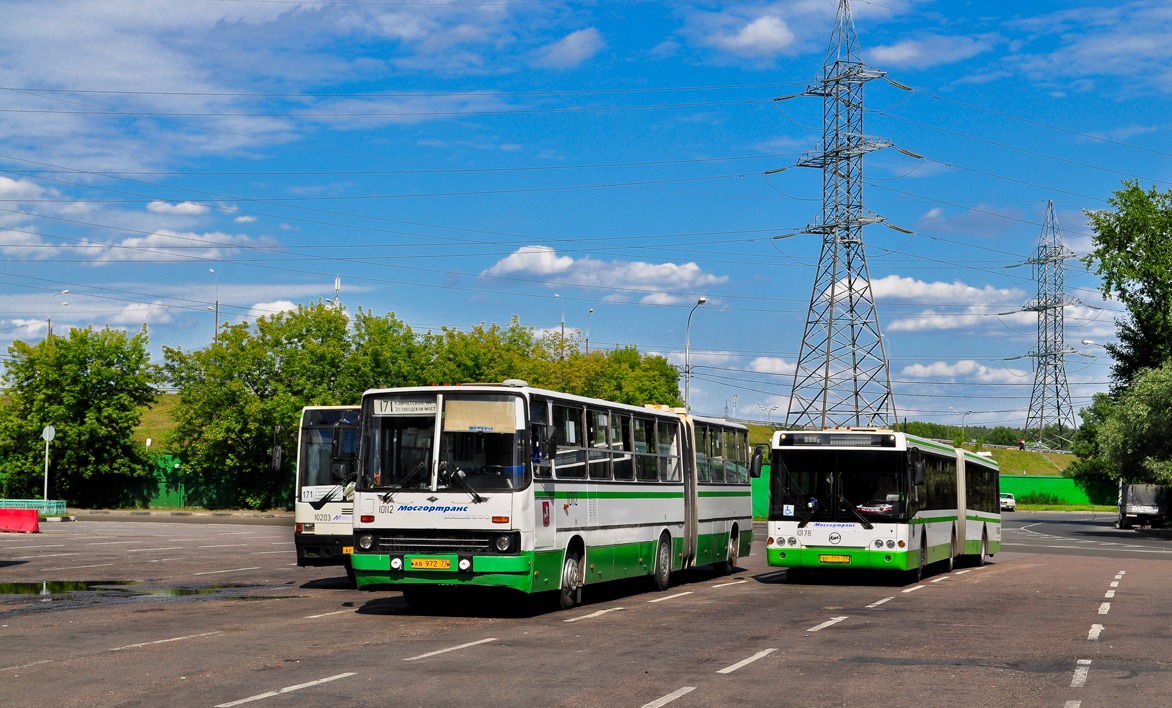 Moscow, Ikarus 280.33M # 10112; Moscow, LiAZ-6213.20 # 10178
