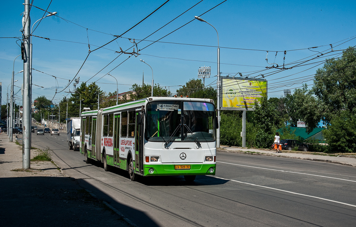 Ryazan, LiAZ-6212.00 # 1055