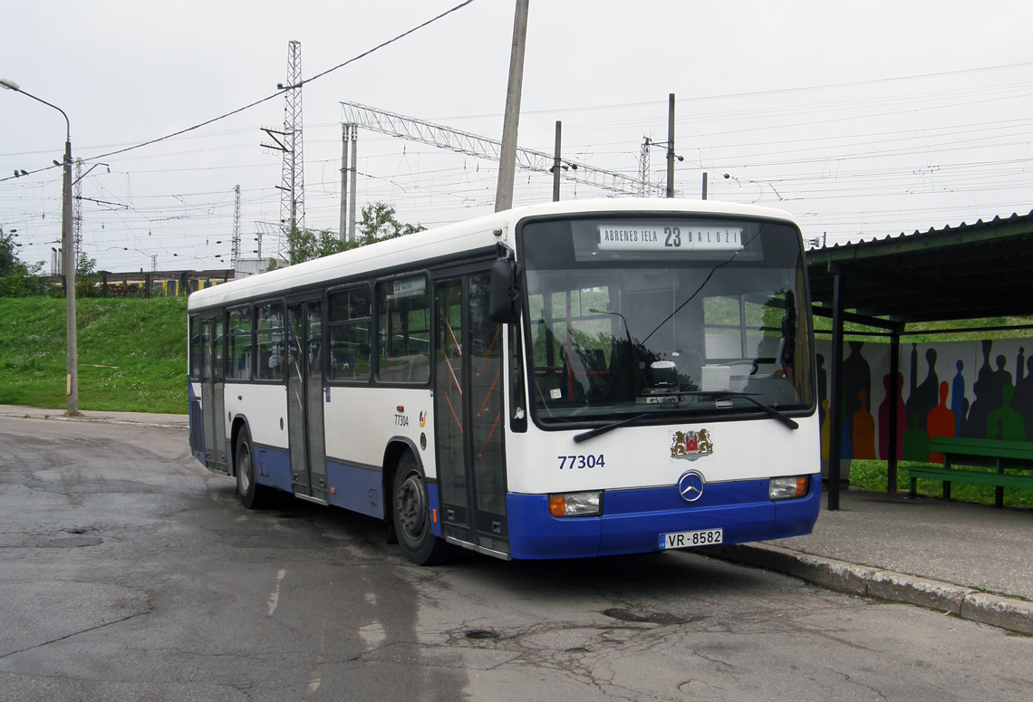 Riga, Mercedes-Benz O345 № 77304