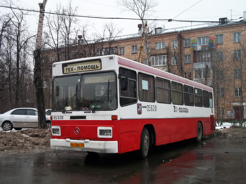 Moskau, Mercedes-Benz O325 Nr. 05620