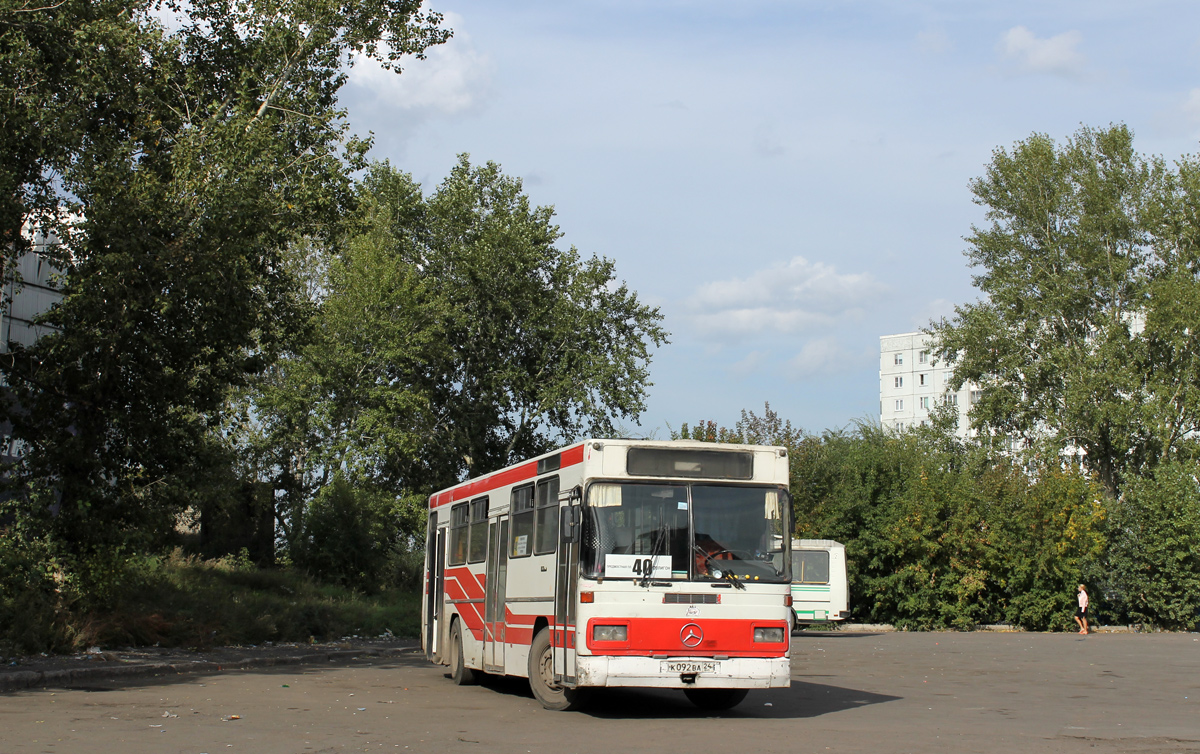 Krasnojarsk, Mercedes-Benz O325 # К 092 ВА 24