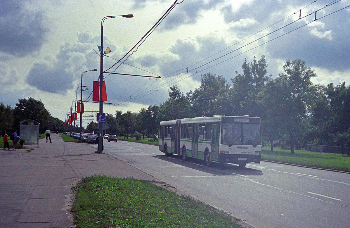 Moscow, Ikarus 435.17 # 13279