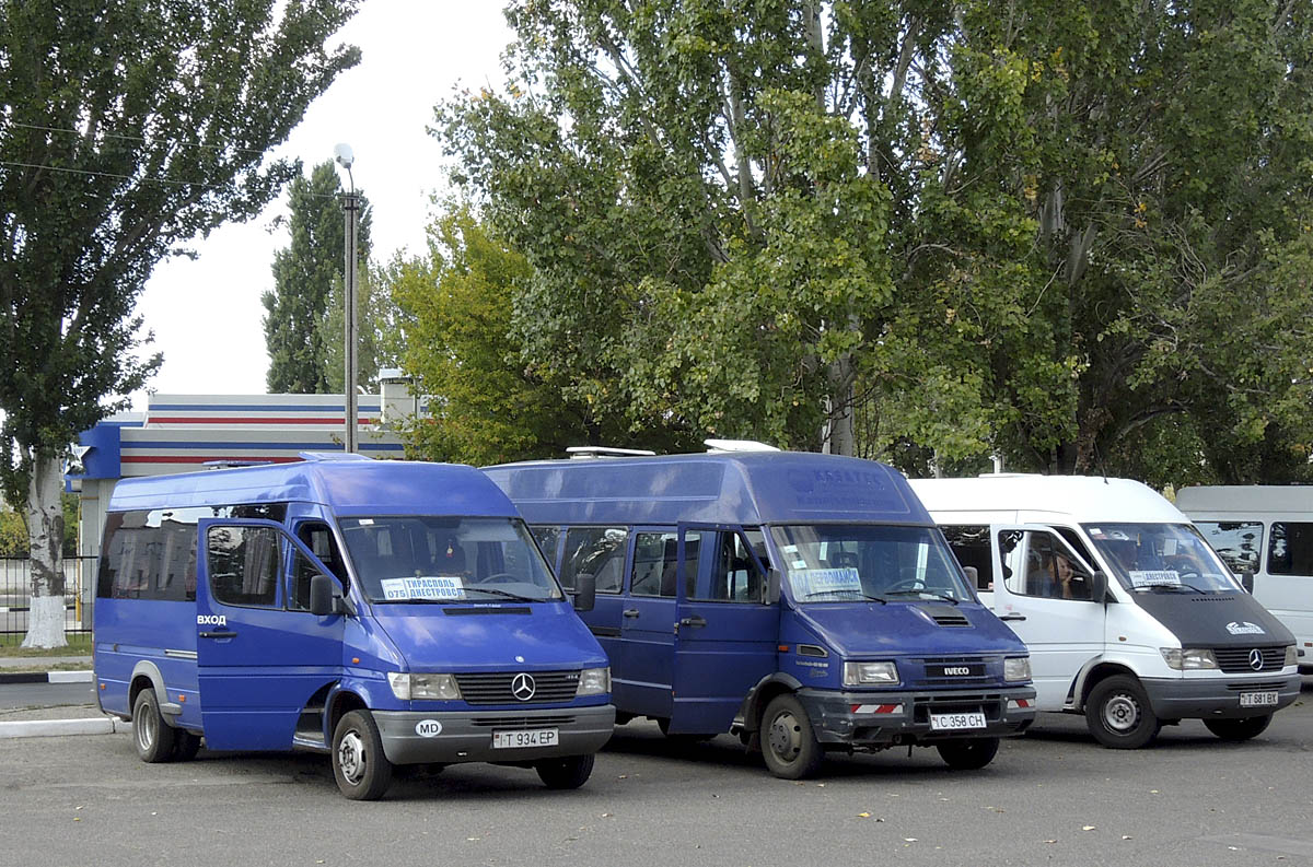 Tiraspol, Mercedes-Benz Sprinter 414CDI # Т 934 ЕР; Slobozia, IVECO TurboDaily # С 358 СН