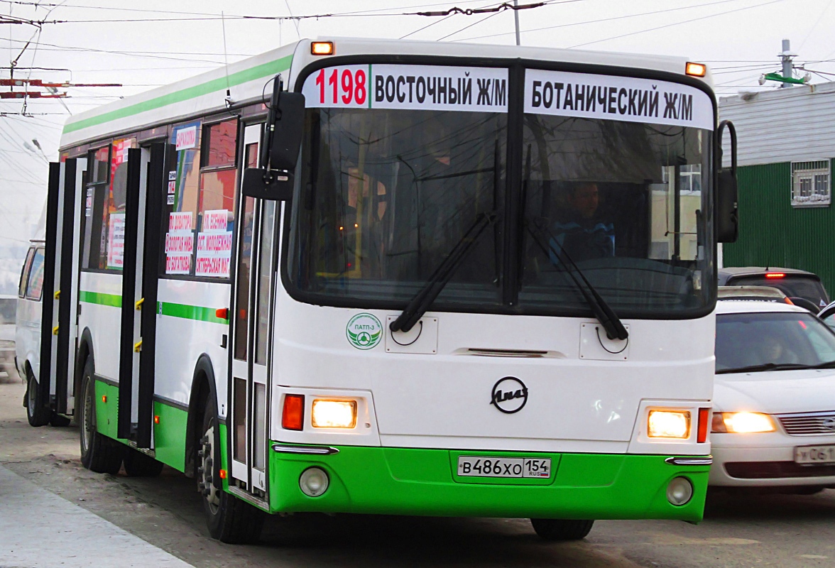 Novosibirsk, LiAZ-5256.36 # В 486 ХО 154