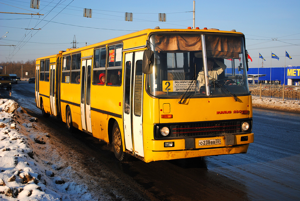 Bryansk, Ikarus 280.64 № 445