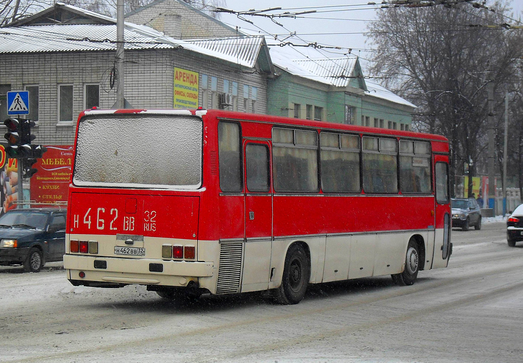 Bryansk, Ikarus 256.** # Н 462 ВВ 32