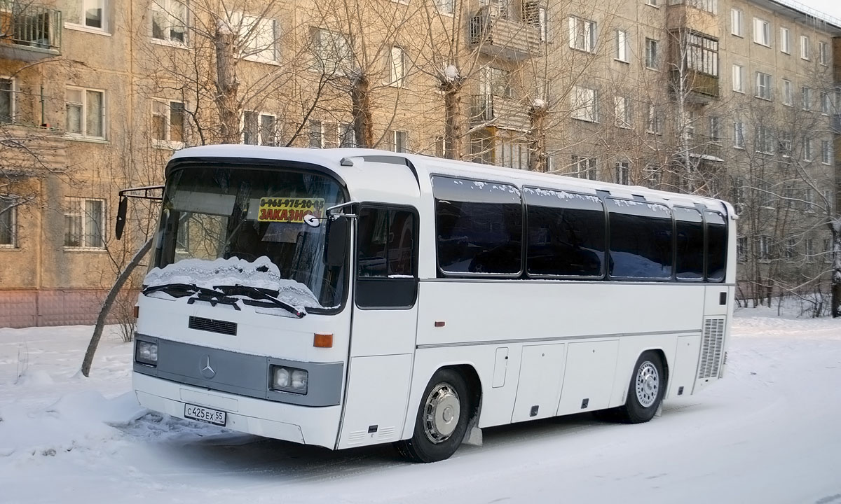 Omsk, Mercedes-Benz O303-9RHP # С 425 ЕХ 55