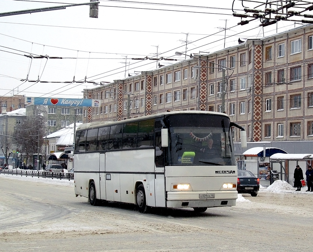 Козельск, Neoplan N316SHD Transliner №: К 009 КА 40