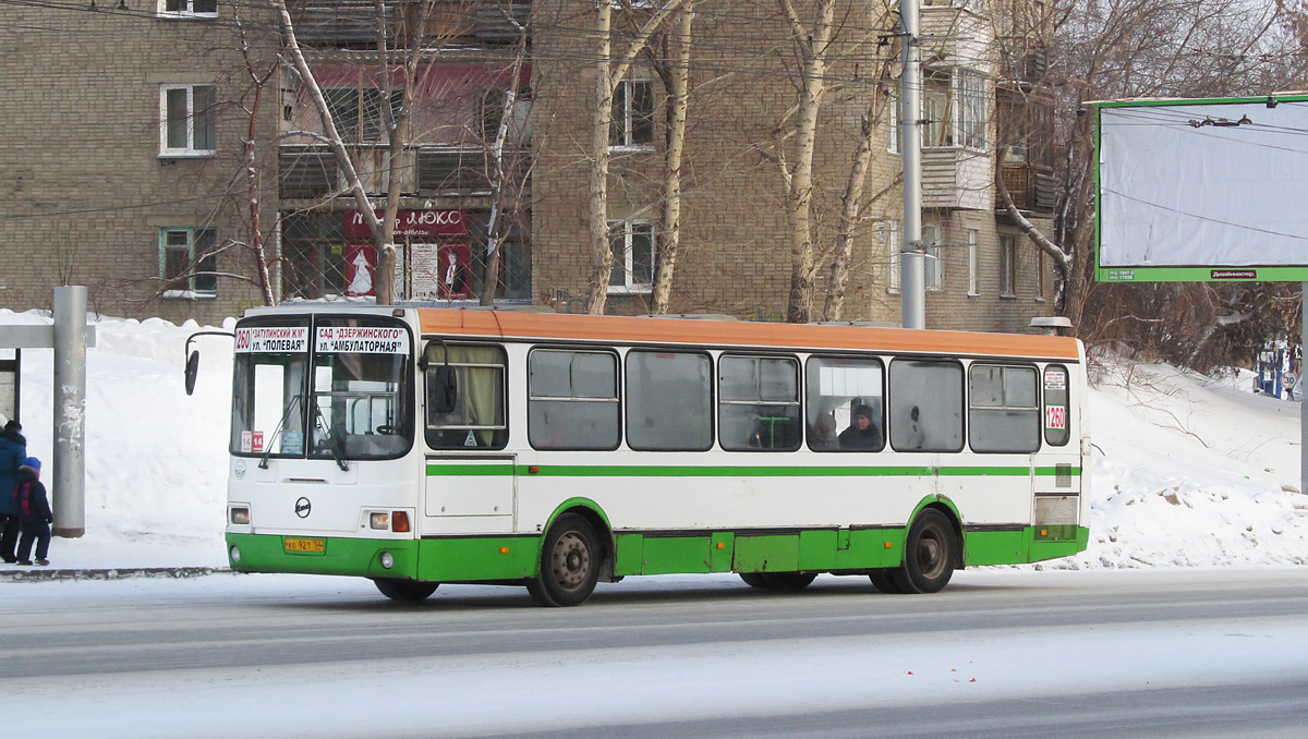 Novosibirsk, LiAZ-5256.35 # КО 921 54