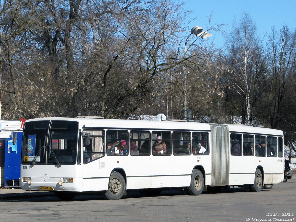 Pskov, Mercedes-Benz O345 G # 689
