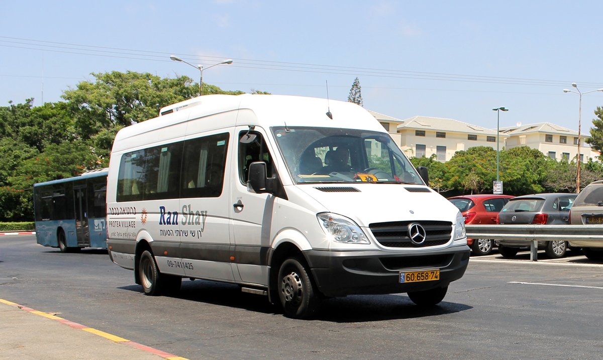 Tel-Aviv, Mercedes-Benz Sprinter # 60-658-74