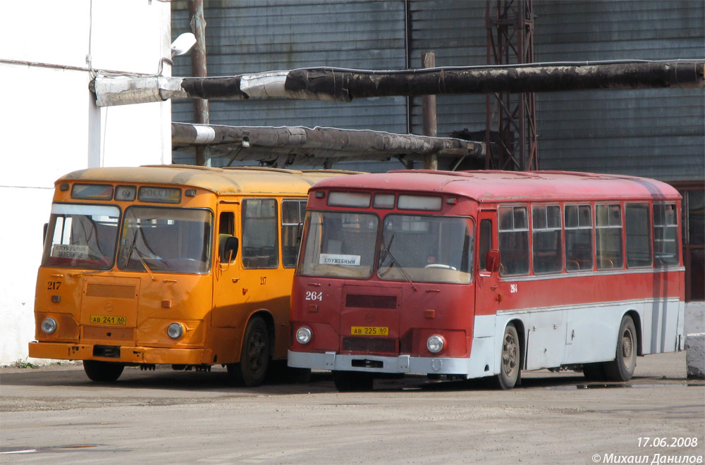 Pskov, LiAZ-677М Nr. 264