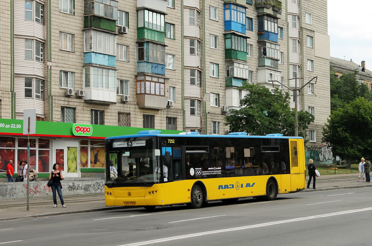 Kyiv, LAZ A183D1 # 7252