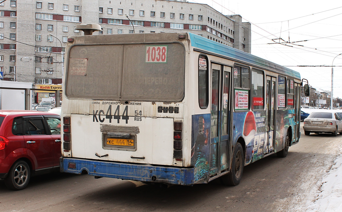 Novosibirsk, LiAZ-5256.35 nr. КС 444 54