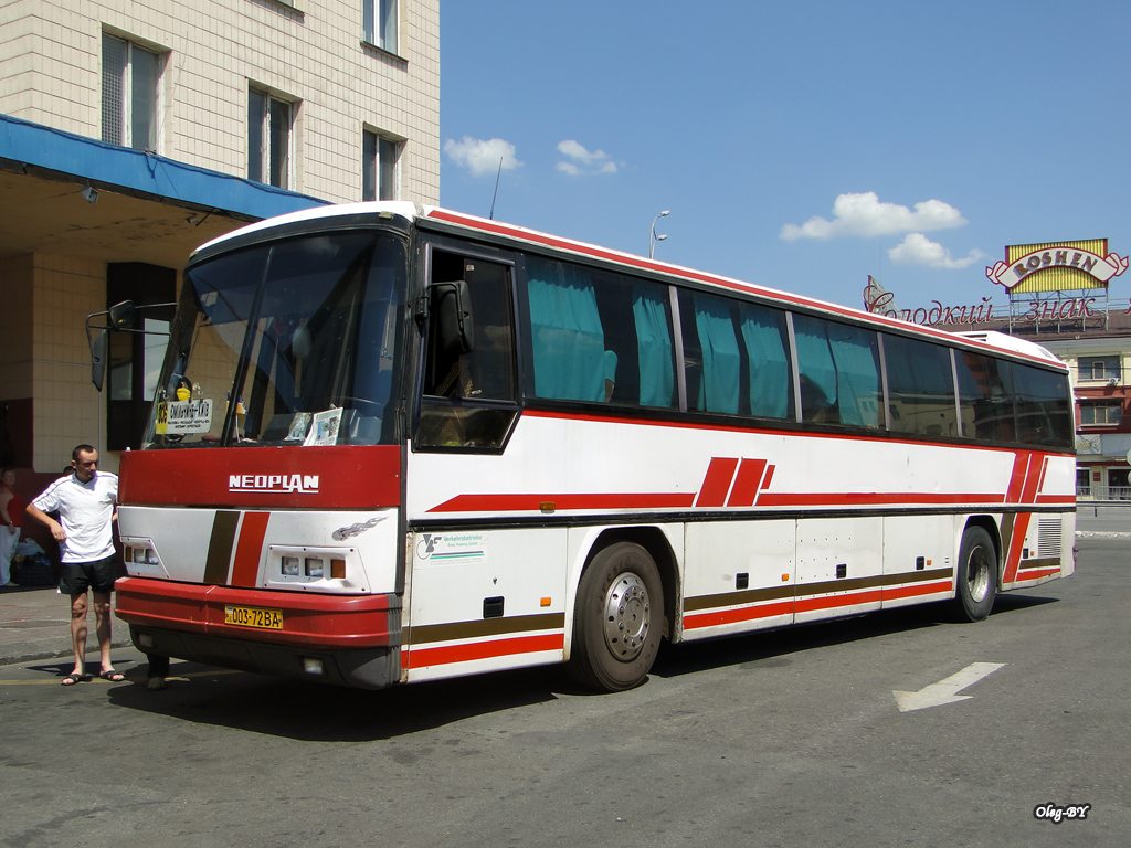 Novohrad-Volynskyi, Neoplan N316K Transliner # 003-72 ВА