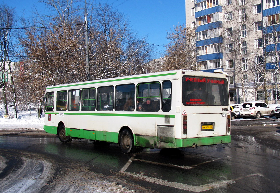 Moskva, LiAZ-5256.25 č. 19278