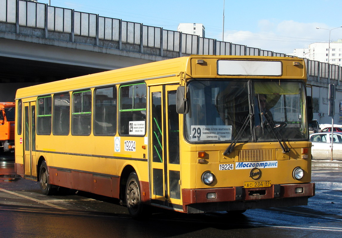 Moskau, LiAZ-5256.25-11 Nr. 19224