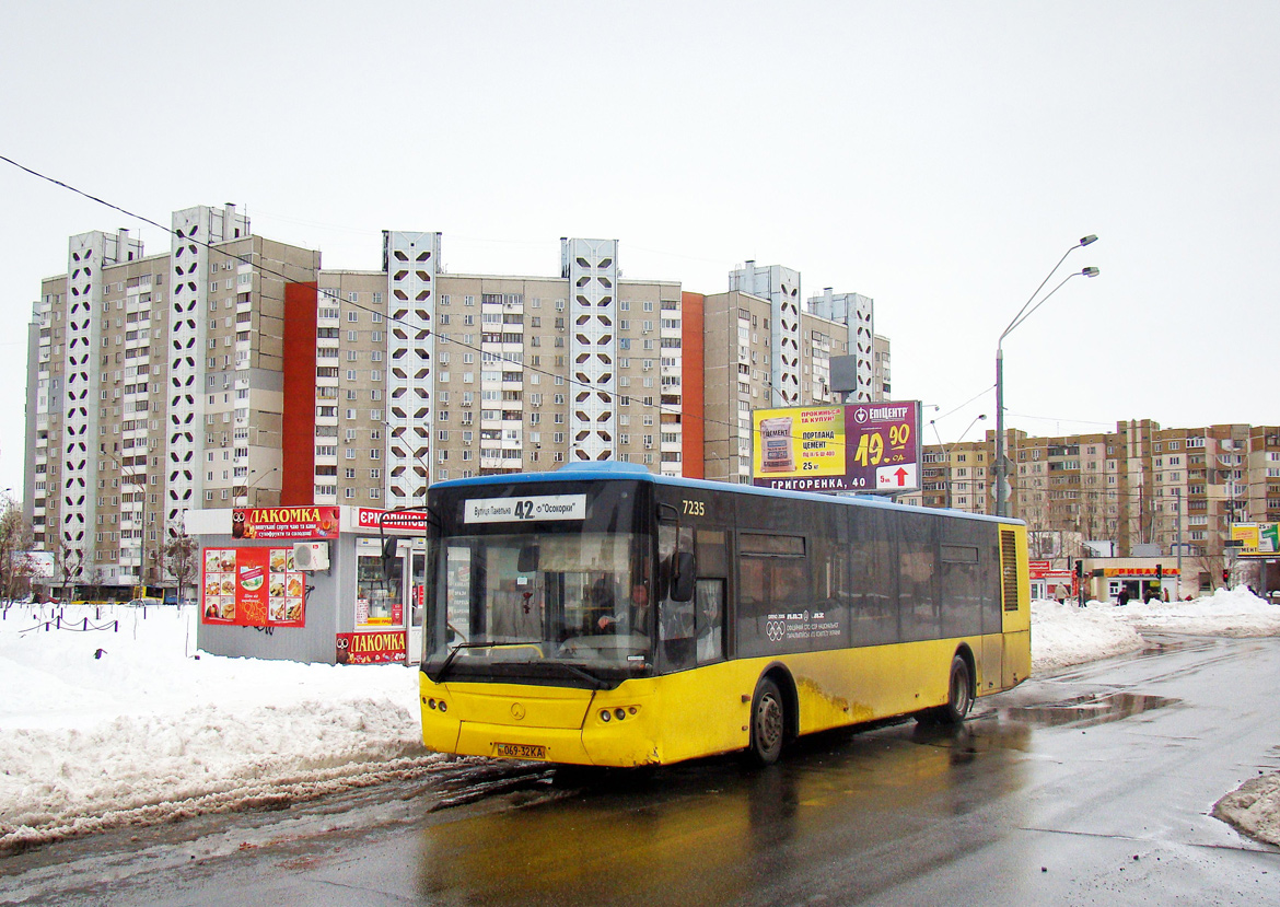 Kyiv, LAZ A183D1 №: 7235