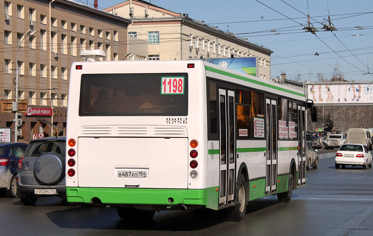Новосибирск, ЛиАЗ-5256.36 № В 487 ХО 154