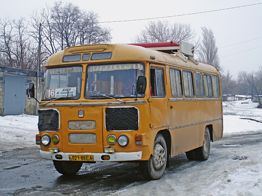 Makeevka, PAZ-672М Nr. 021-88 ЕА