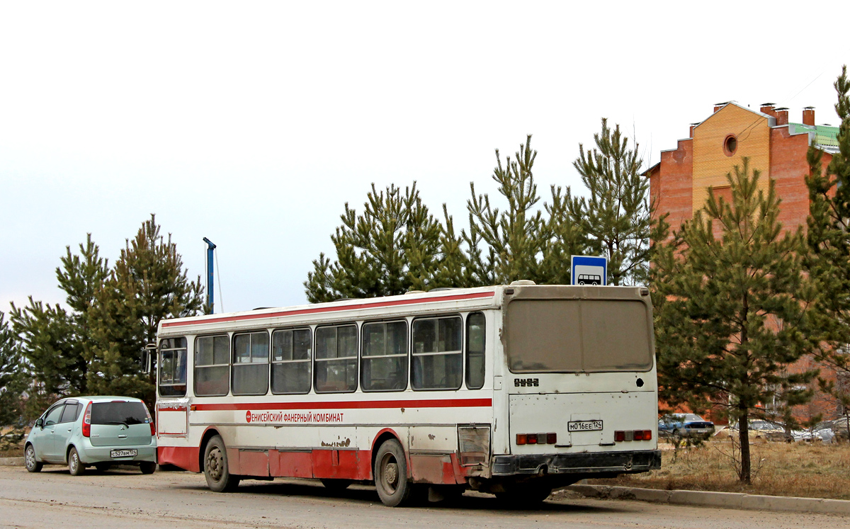 Сосновоборск, LiAZ-5256.00 # М 016 ЕЕ 124