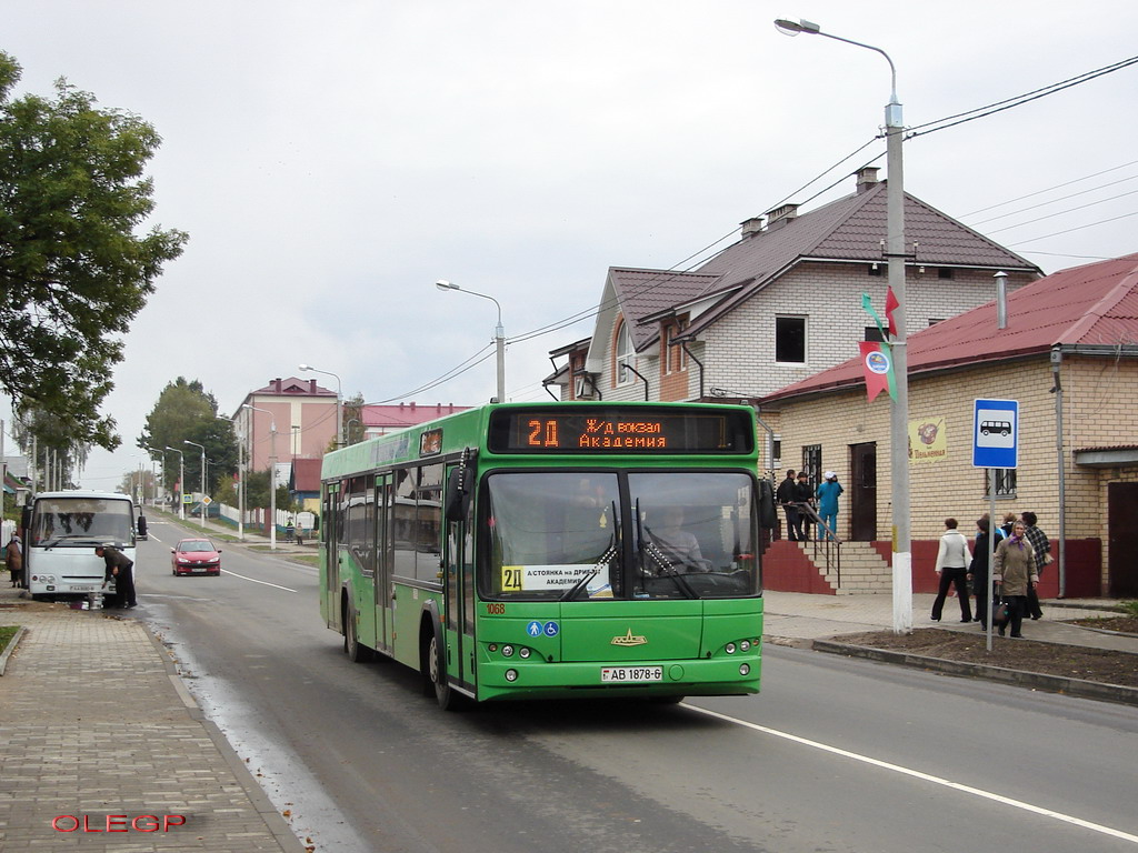 Mogilev, MAZ-103.465 nr. 1068