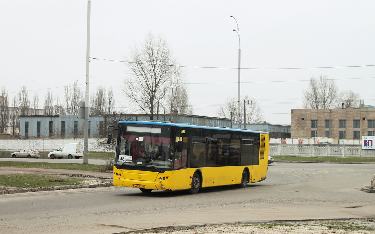 Kyjev, LAZ A183D1 č. 1684