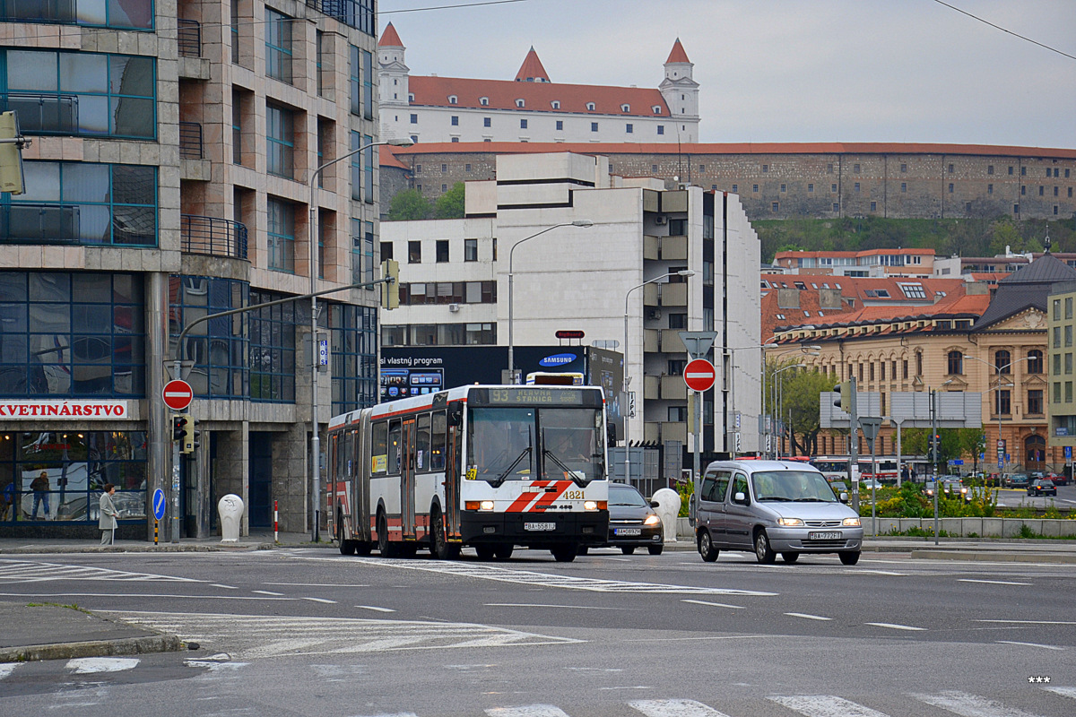 Bratislava, Ikarus 435.18F № 4821