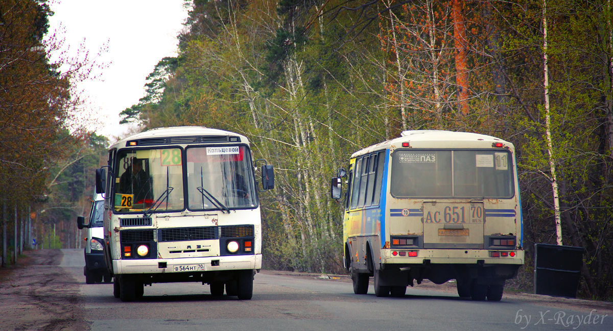 Tomsk, PAZ-32051 Nr. В 564 НТ 70; Tomsk, PAZ-3205* Nr. АС 651 70