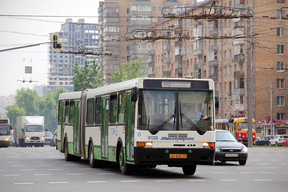 Moscow, Ikarus 435.17A # 01326