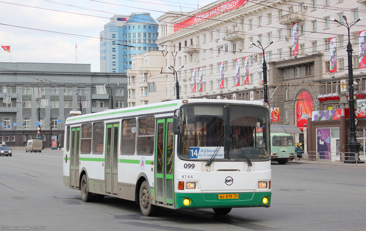 Chelyabinsk, LiAZ-5256.26 č. 4744