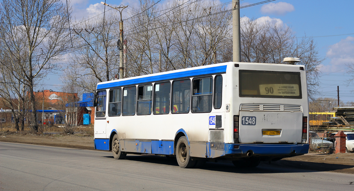 Omsk, LiAZ-5256.45 č. 1548