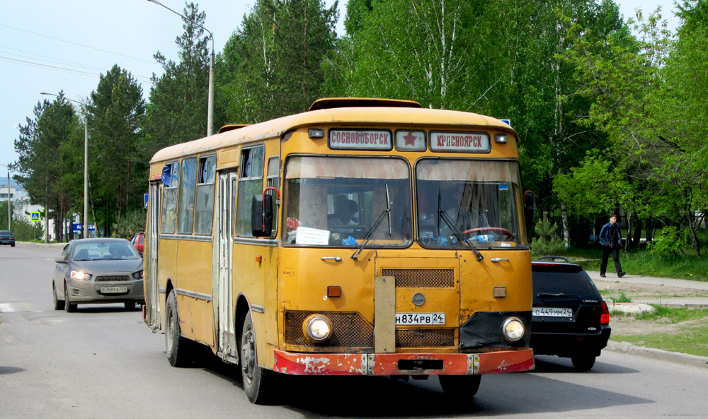 Сосновоборск, LiAZ-677MB # Н 834 РВ 24