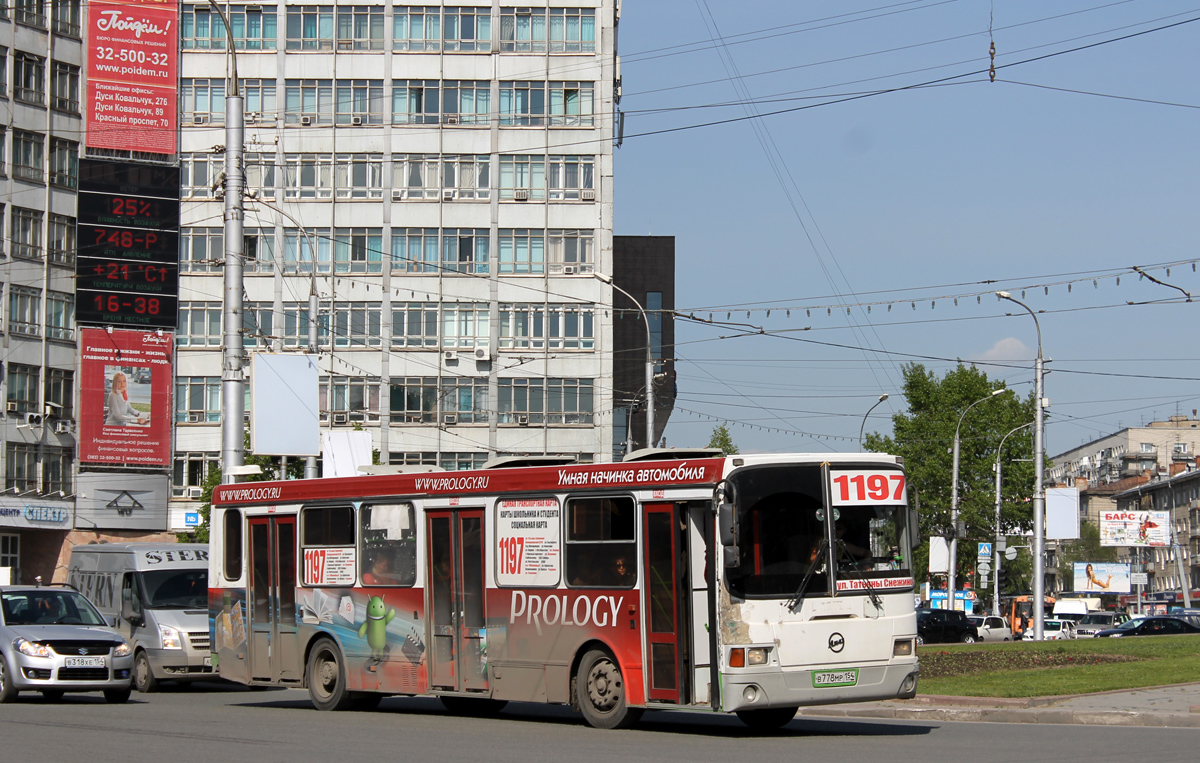 Novosibirsk, LiAZ-5256.45 č. В 778 МР 154