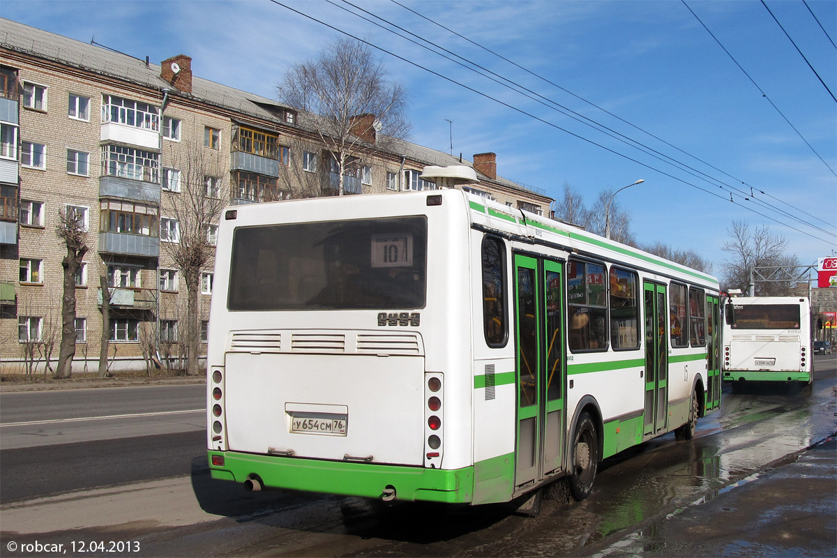 Rybinsk, LiAZ-5256.26 №: 15