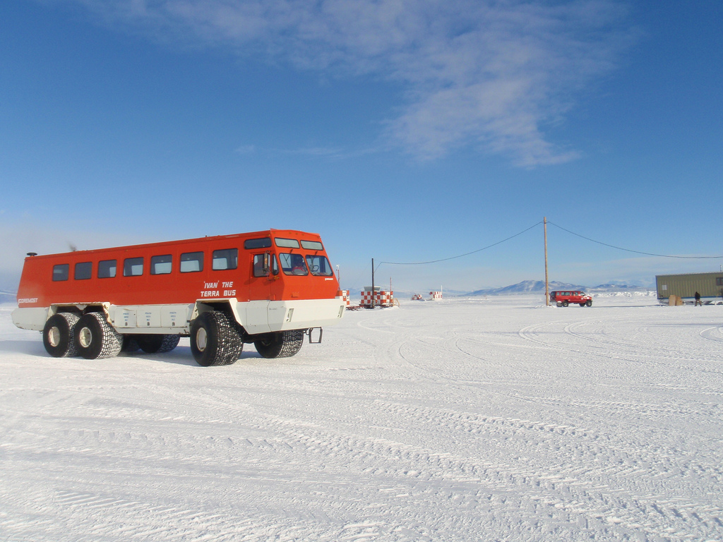 Antarctica, Foremost Terra Bus № 96-41045