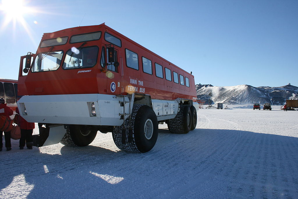 Antarctica, Foremost Terra Bus # 96-41045