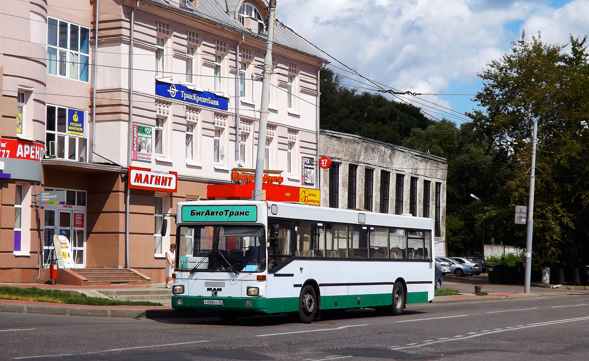 Vladimir, MAN 888 SÜ242 # Т 008 КС 33