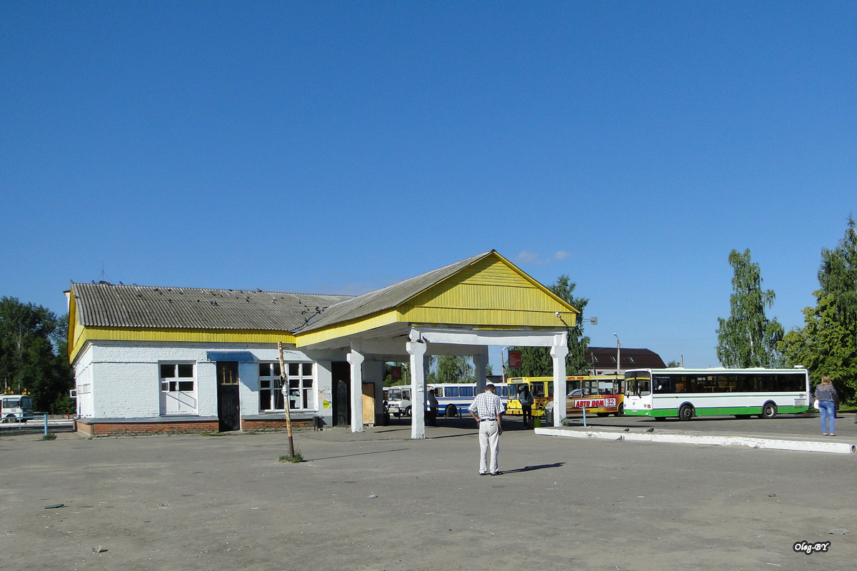 Bus terminals, bus stations, bus ticket office, bus shelters; Новозыбков — Miscellaneous photos