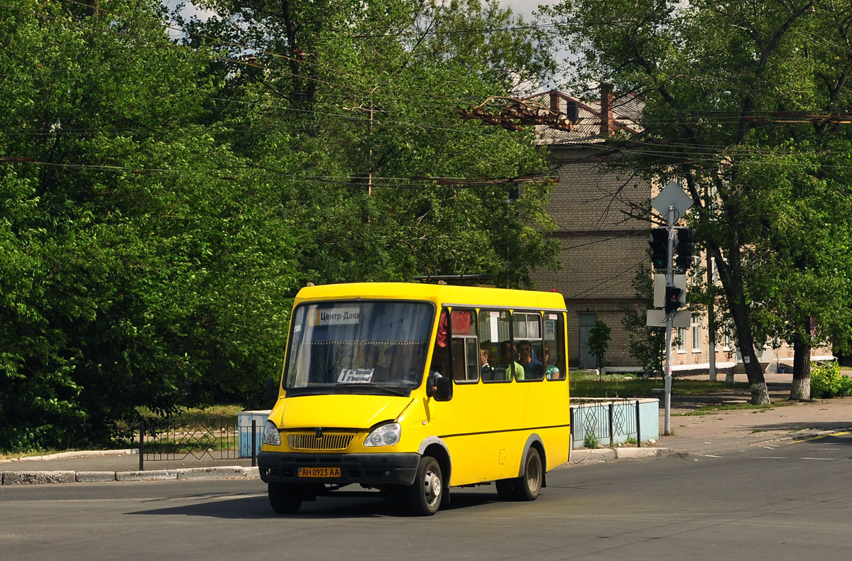 Макіївка, БАЗ-2215 