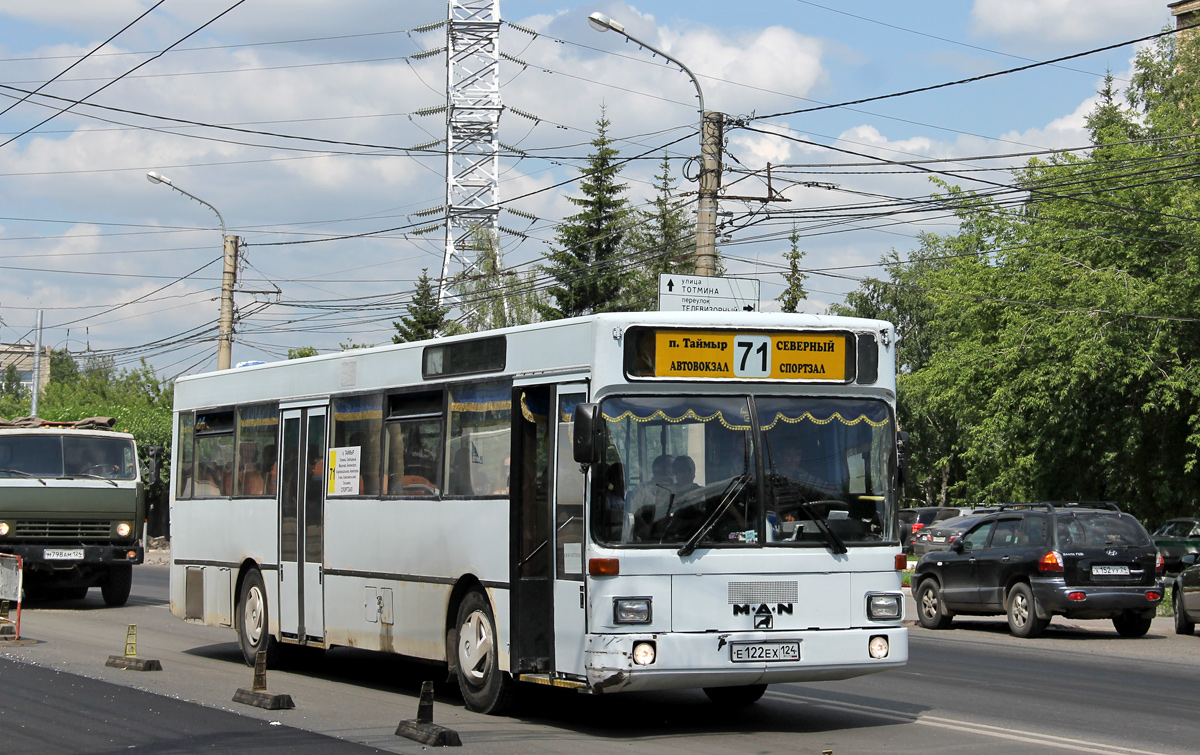 Krasnoyarsk, MAN SL202 # Е 122 ЕХ 124