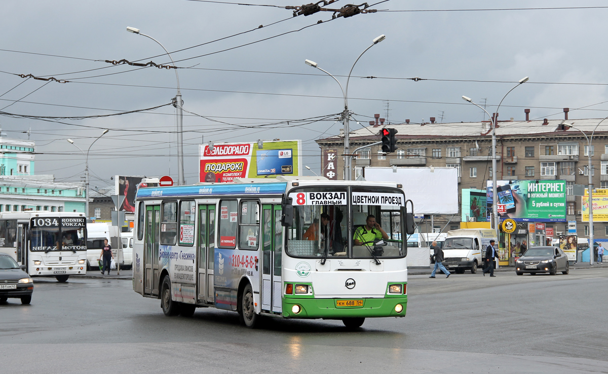 Новосибирск, ЛиАЗ-5256.45 № КН 688 54