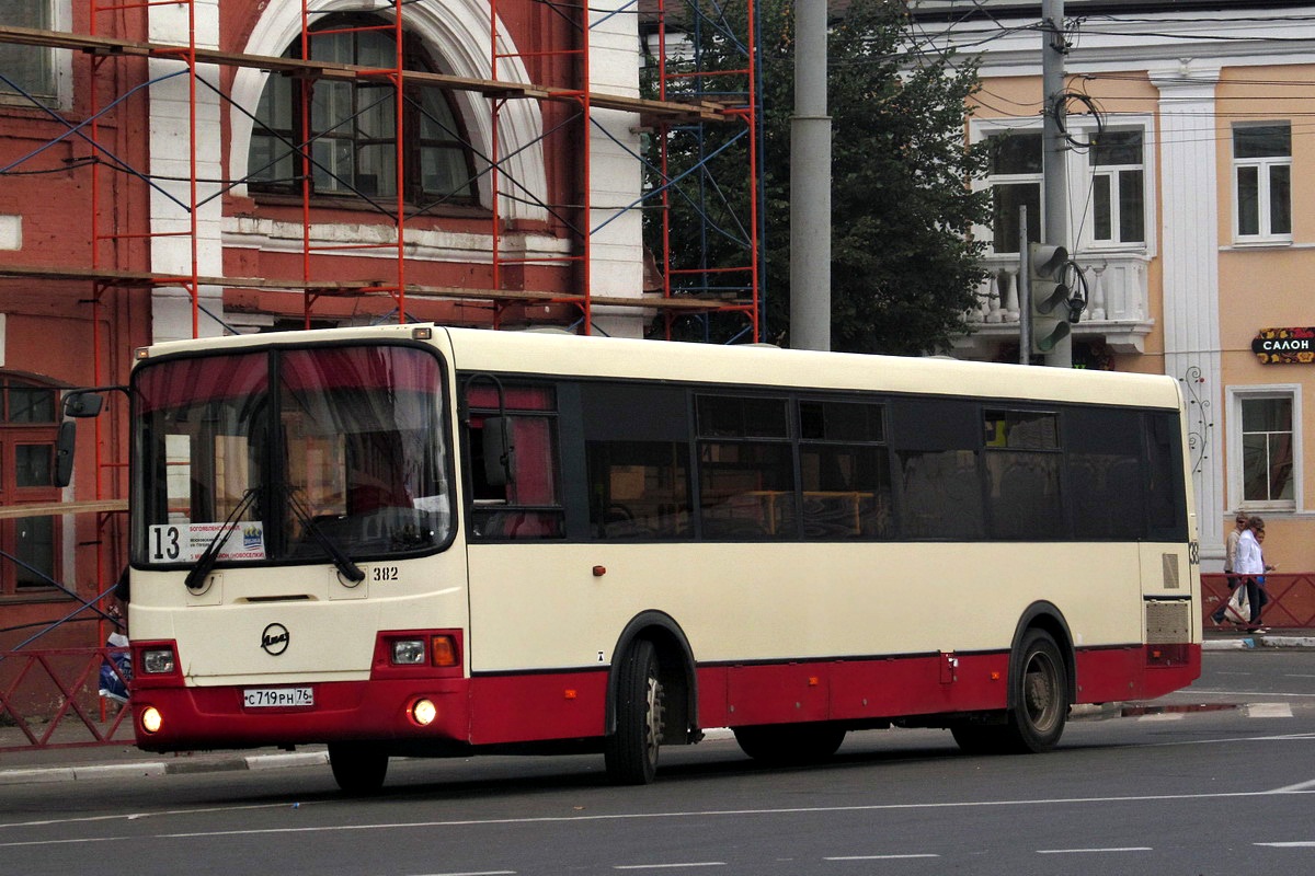 Yaroslavl, LiAZ-5256.53 # 382