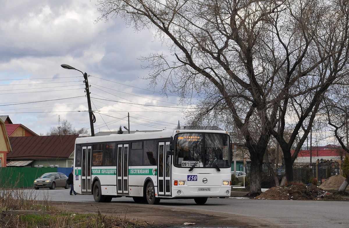 Omsk, LiAZ-5256.53 č. 450