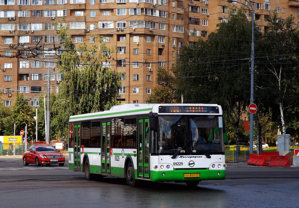 Moscow, LiAZ-5292.21 # 09229