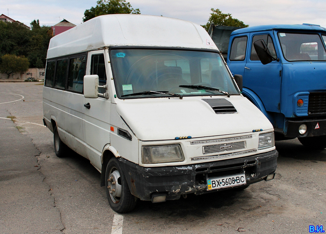 Khmelnitsky, IVECO TurboDaily A40E10 č. ВХ 5608 ВС